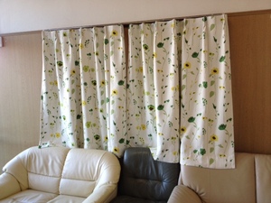 カーテン1.JPG