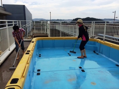 140714　プール掃除 写真.JPG