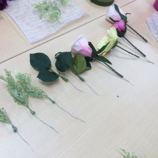 160608　サロン元気　アートフラワー②はりがね.JPGのサムネール画像