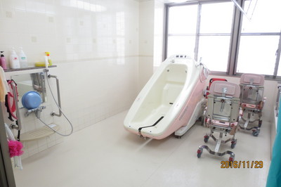 161129　後援会　いずみ　進和学園見学ツアー (45).JPG