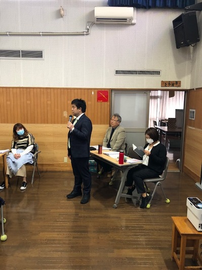 三嶌施設長　.jpg