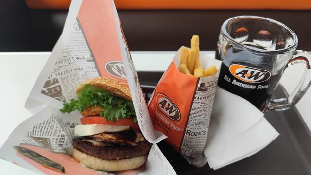 画像②A&W.JPG
