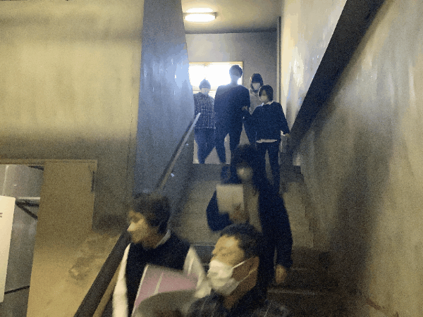 ダウンロード (2).gif